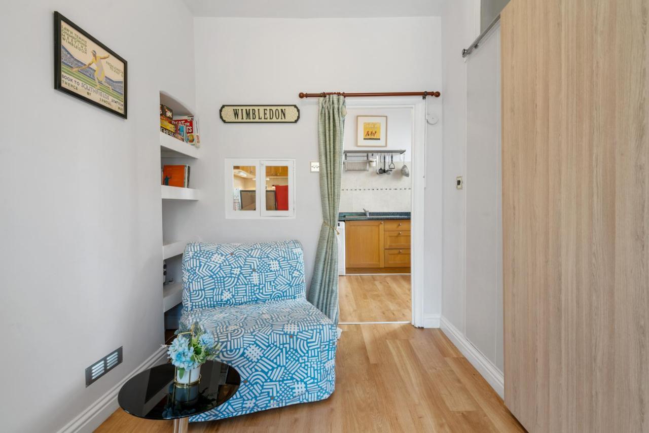 Lovely Garden Apartment In Wimbledon Town Centre With Private Parking By Wimbledon Holiday Lets Apartamento Londres