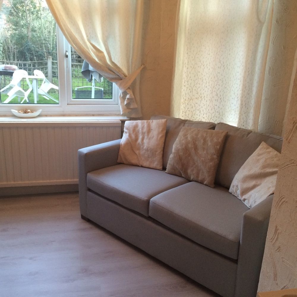 Lovely Garden Apartment In Wimbledon Town Centre With Private Parking By Wimbledon Holiday Lets * Londres