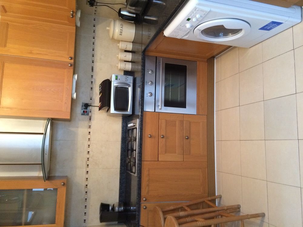 Lovely Garden Apartment In Wimbledon Town Centre With Private Parking By Wimbledon Holiday Lets Apartamento